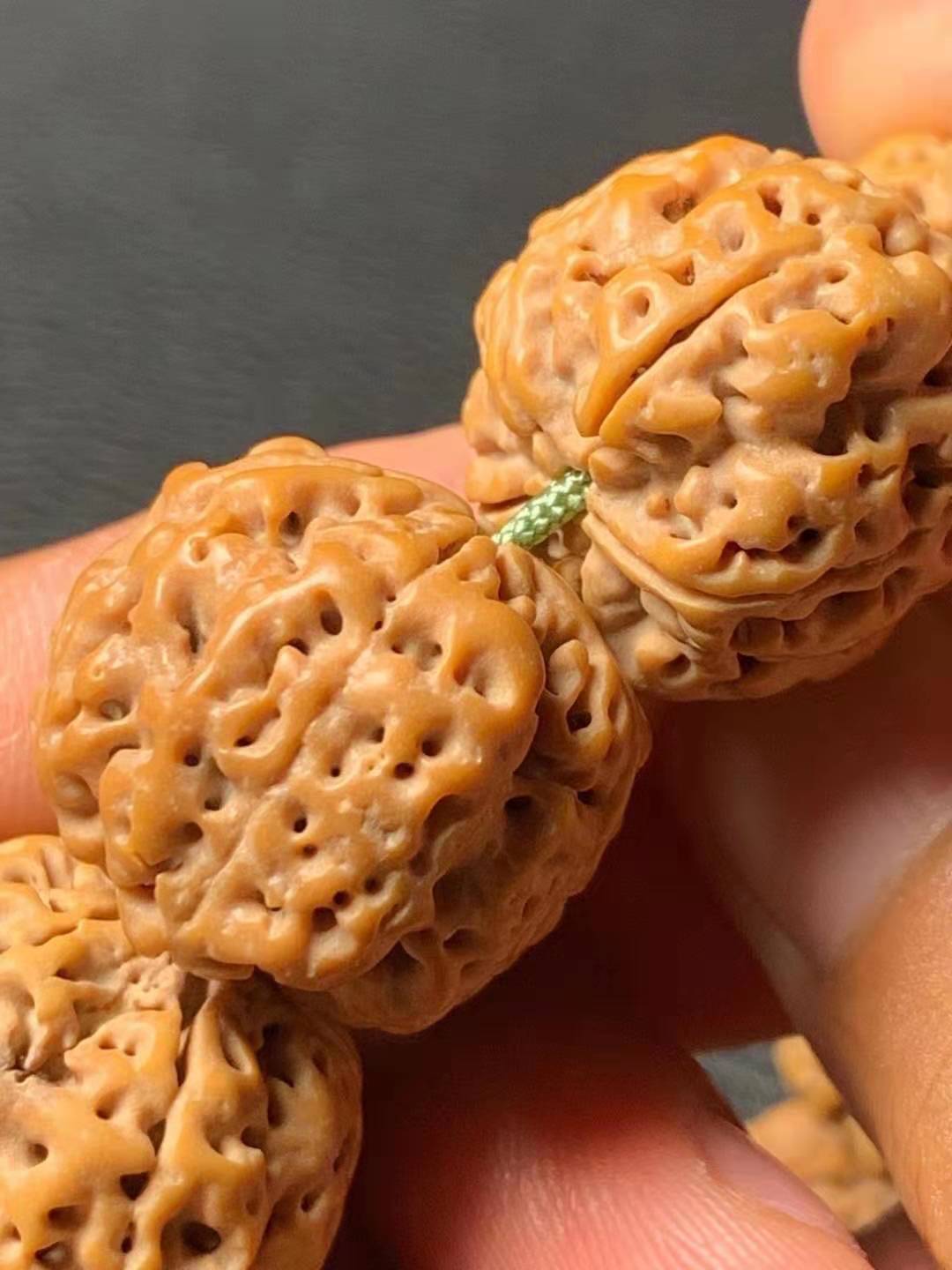 大金刚菩提佛珠手串区分好坏。