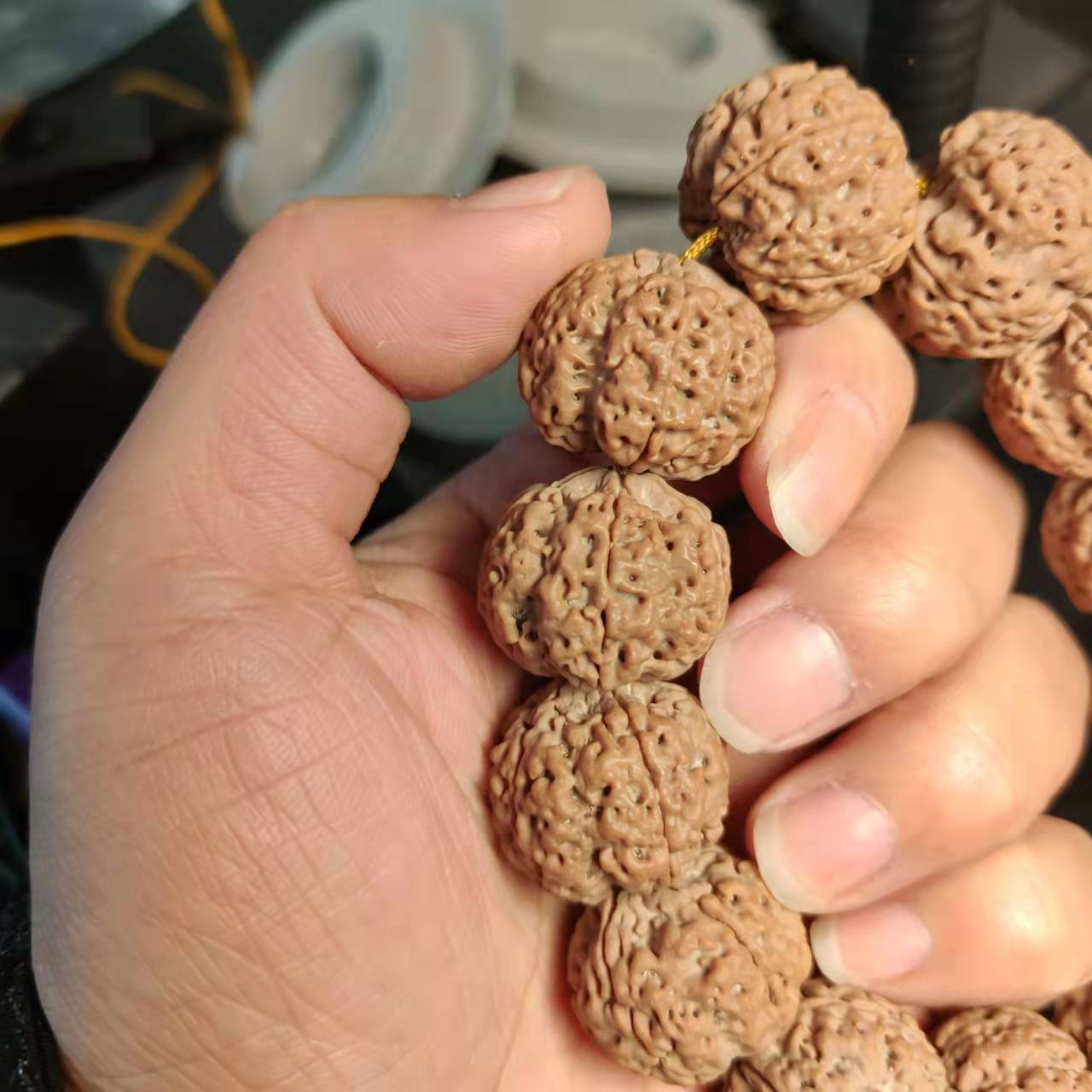 金刚菩提有裂纹正常吗